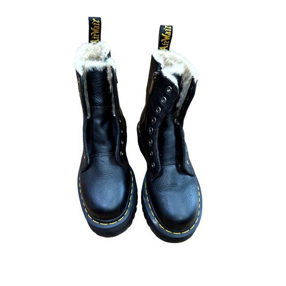Dr. Martens Women's Jadon Boot Black Leather Faux Fur Lined Platforms Size 6 - Picture 3 of 9